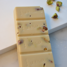 Load image into Gallery viewer, White Casholate & Pistachio