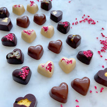 Load image into Gallery viewer, Ultimate Love Heart Box