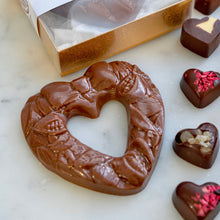 Load image into Gallery viewer, Casholate Heart