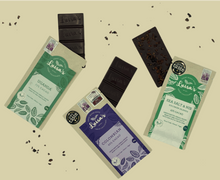 Load image into Gallery viewer, Academy of Chocolate Awards 2023 Winners Pack
